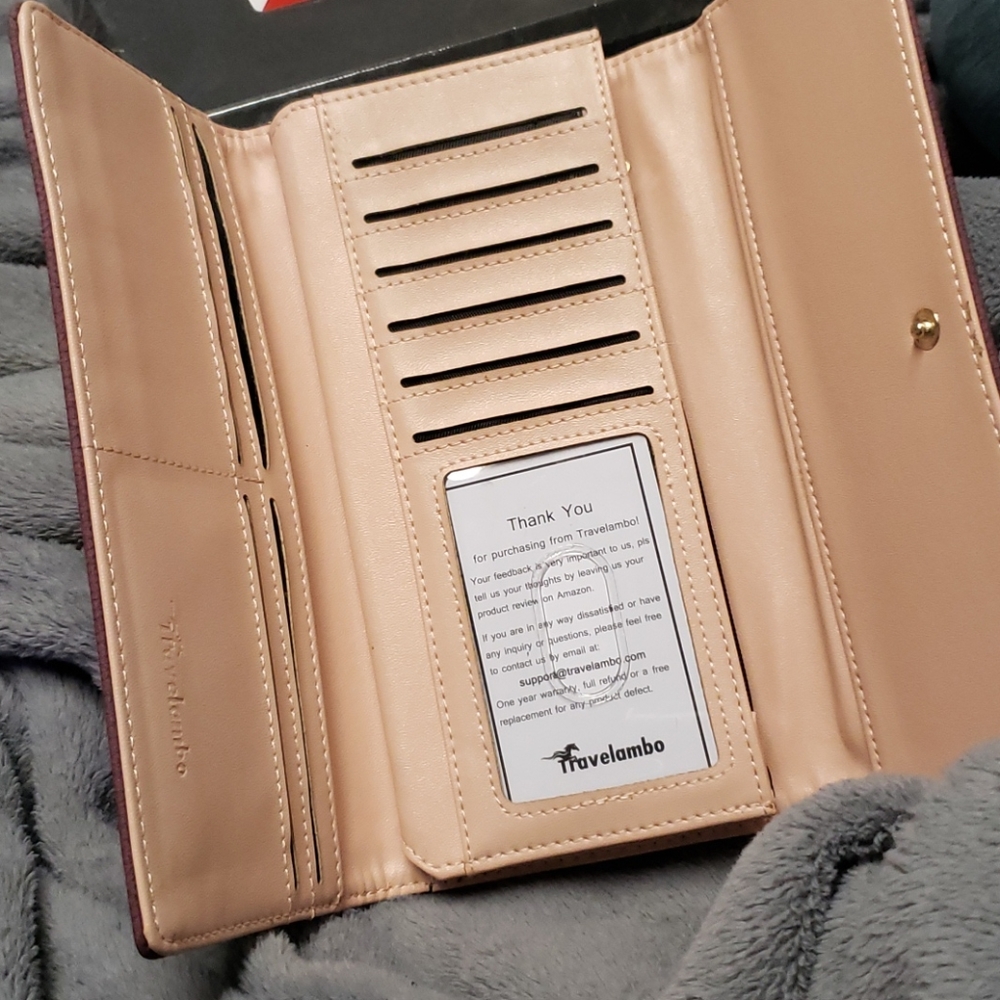 Pocketbook - Picture 3 of 5
